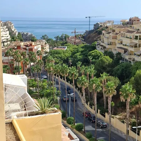 Happy Travel Torrequebrada Golf & Apartment *