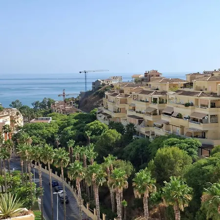 Happy Travel Torrequebrada Golf &