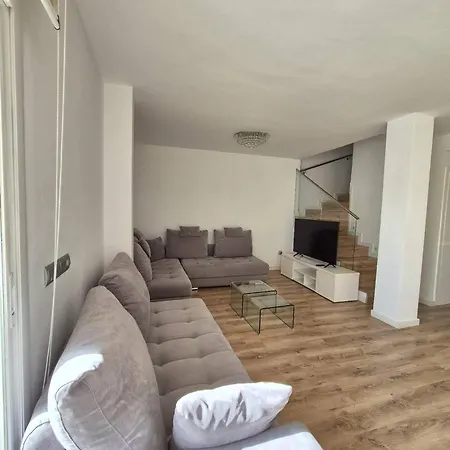 Happy Travel Torrequebrada Golf & Apartment *